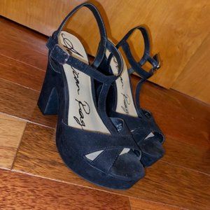 American rage Heel